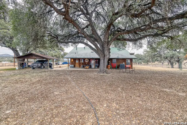 969 WALTER WHITE RANCH RD Leakey, TX 78873