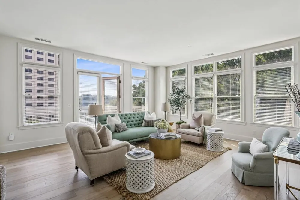 2500 Peachtree Road NW #405S