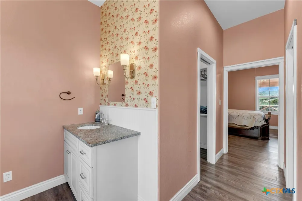 494 Cedar Mountain Drive Marble Falls, TX 78654