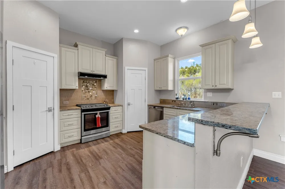 494 Cedar Mountain Drive Marble Falls, TX 78654