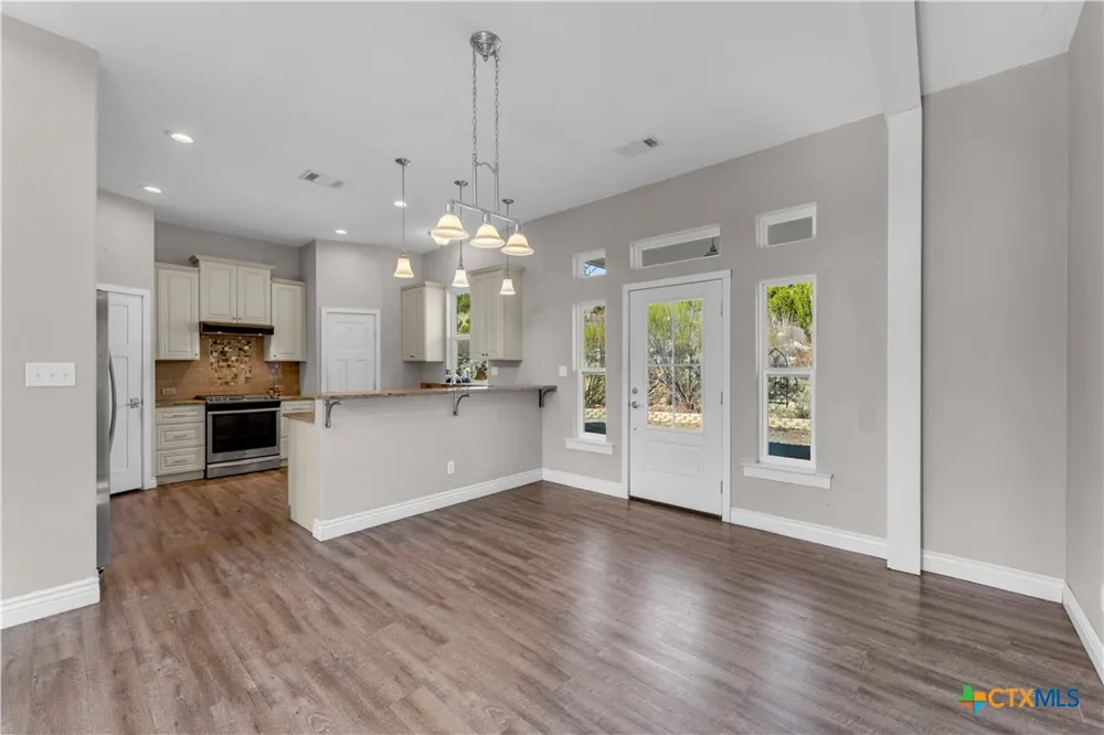 494 Cedar Mountain Drive Marble Falls, TX 78654