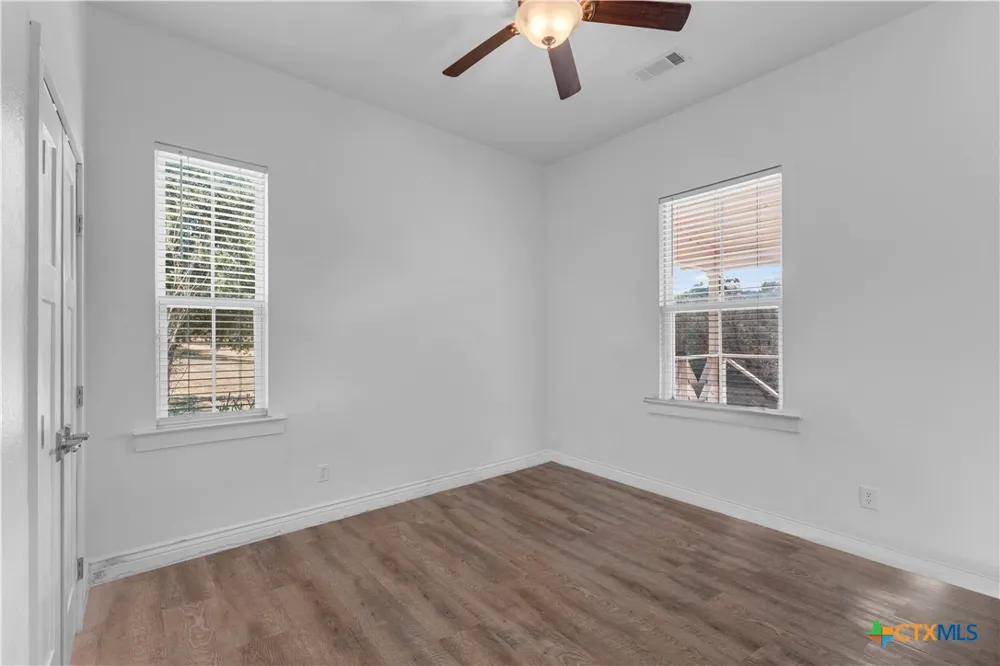 494 Cedar Mountain Drive Marble Falls, TX 78654