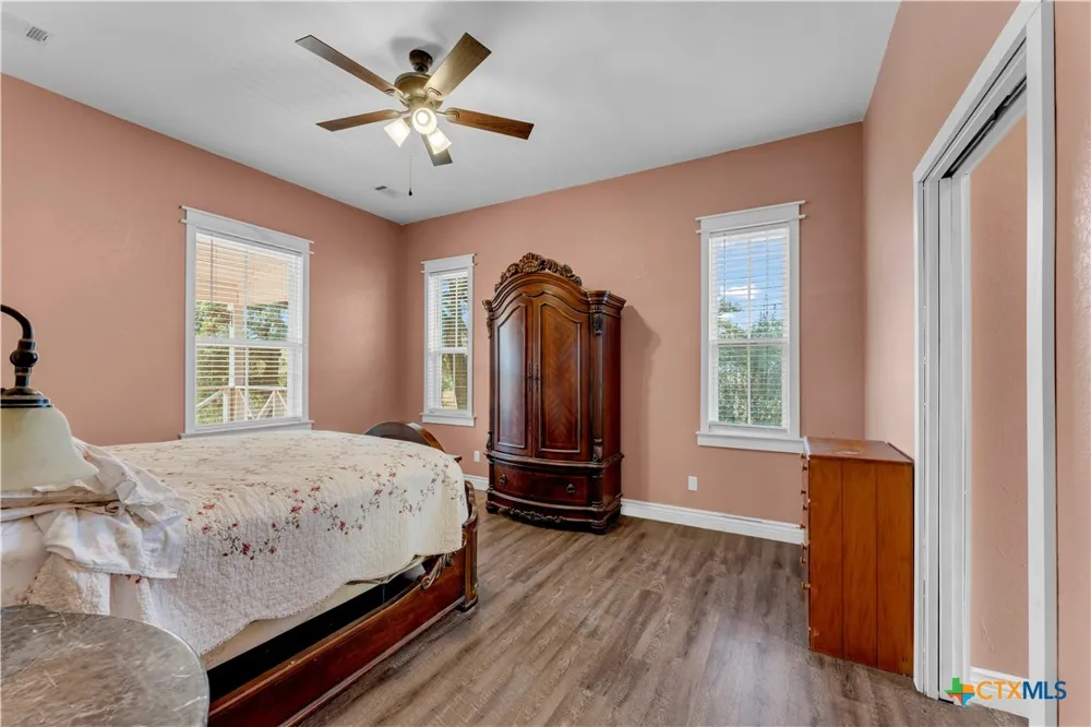494 Cedar Mountain Drive Marble Falls, TX 78654