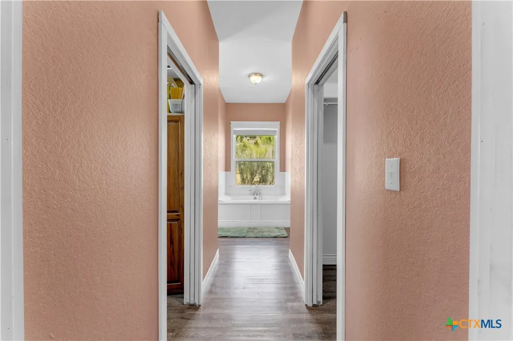 494 Cedar Mountain Drive Marble Falls, TX 78654