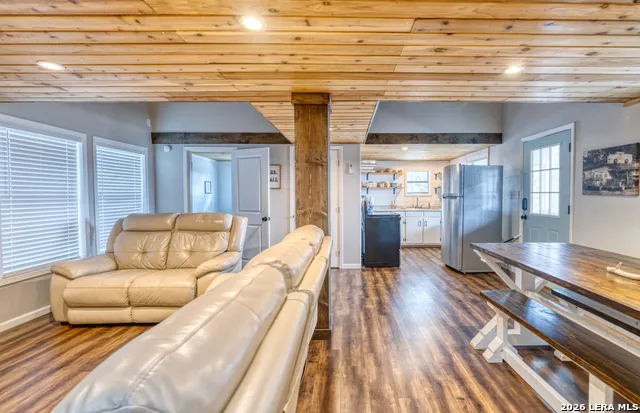 1674 Flat Rock Leakey, TX 78873