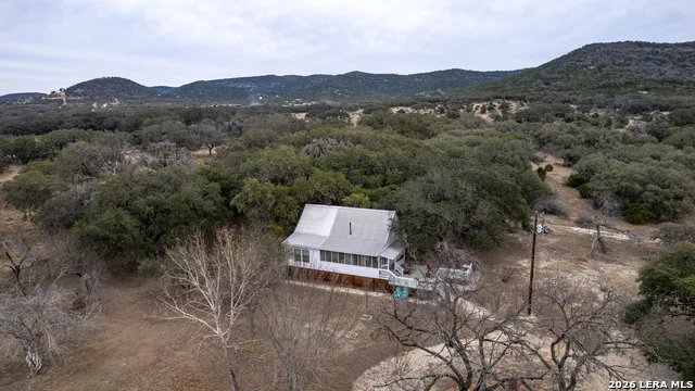1674 Flat Rock Leakey, TX 78873