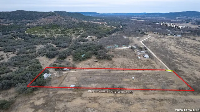 1674 Flat Rock Leakey, TX 78873