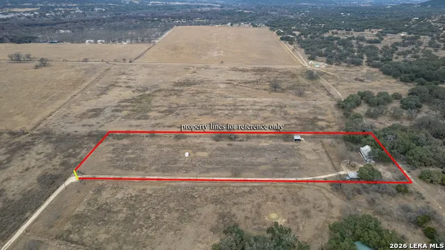 1674 Flat Rock Leakey, TX 78873