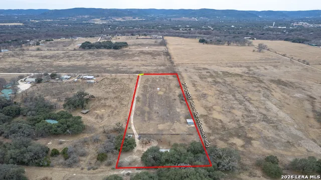 1674 Flat Rock Leakey, TX 78873