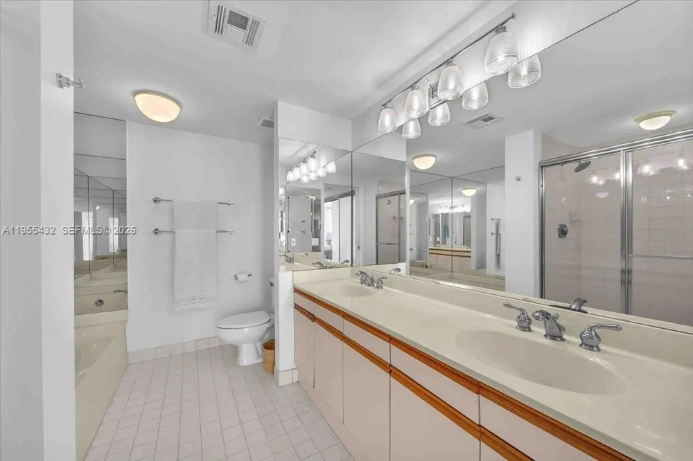 3610 Yacht Club Dr #1001 Aventura, FL 33180
