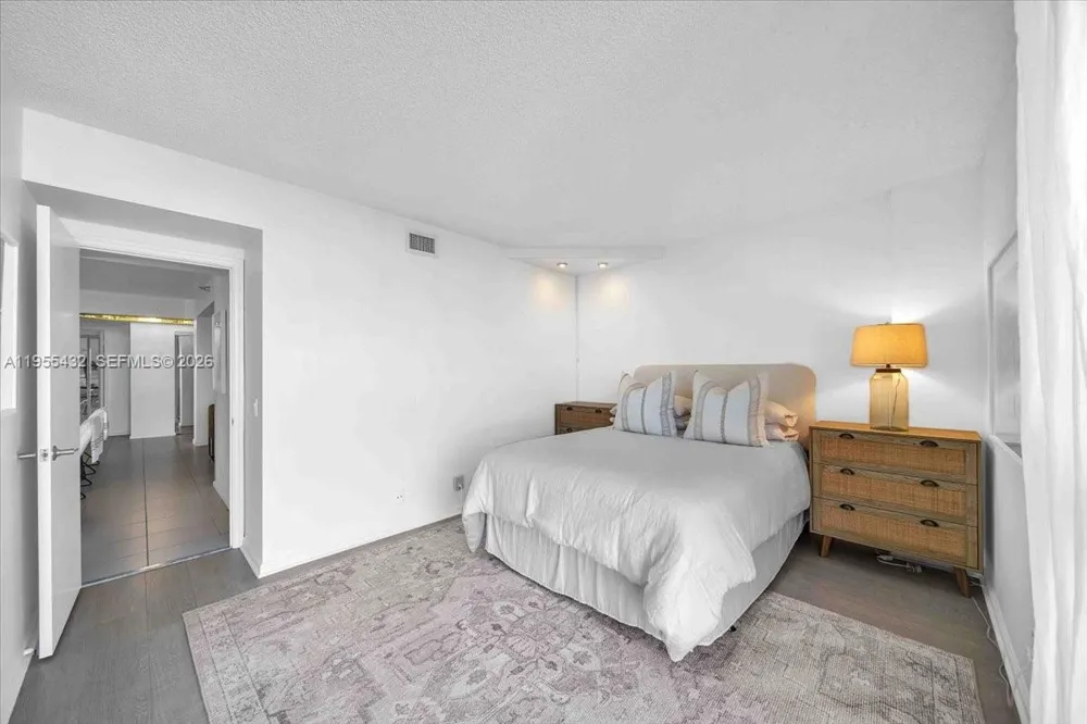 3610 Yacht Club Dr #1001 Aventura, FL 33180