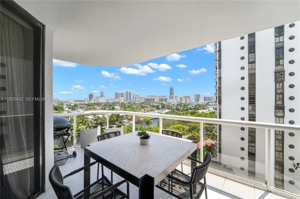 3610 Yacht Club Dr #1001 Aventura, FL 33180
