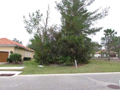 62 Apian Way
