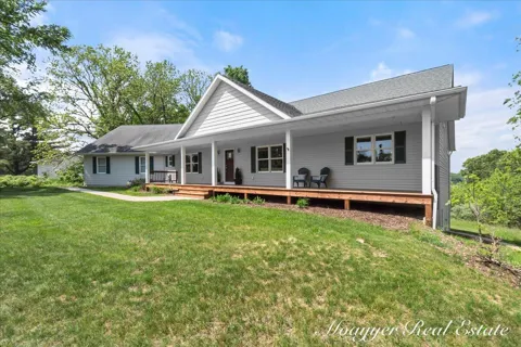 10245 Lincoln Lake Road NE
