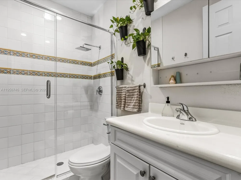 3960 194th Trl Sunny Isles Beach, FL 33160