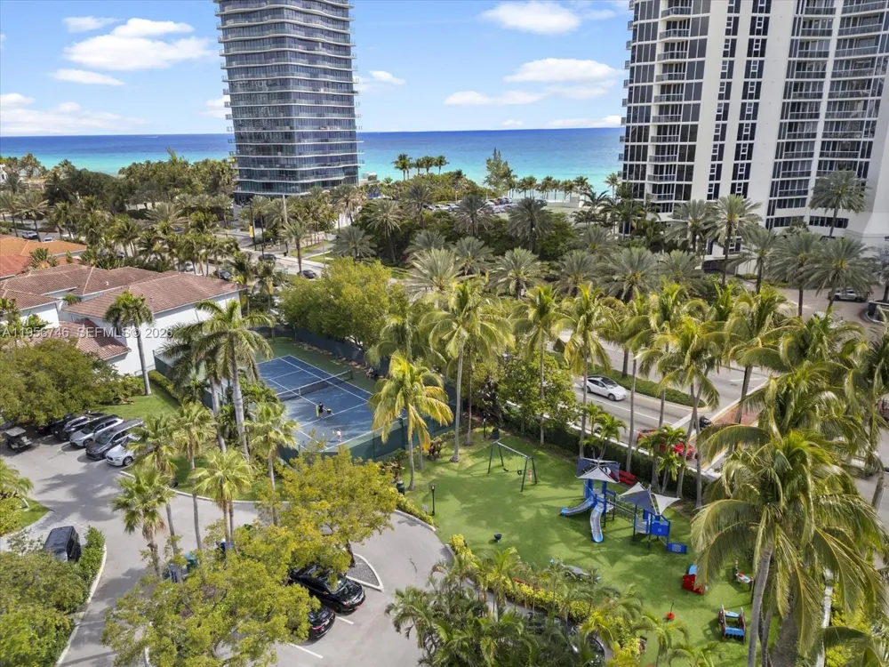 3960 194th Trl Sunny Isles Beach, FL 33160