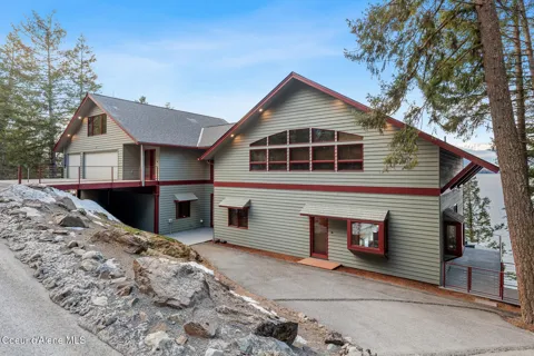 3361 Bottle Bay Road
