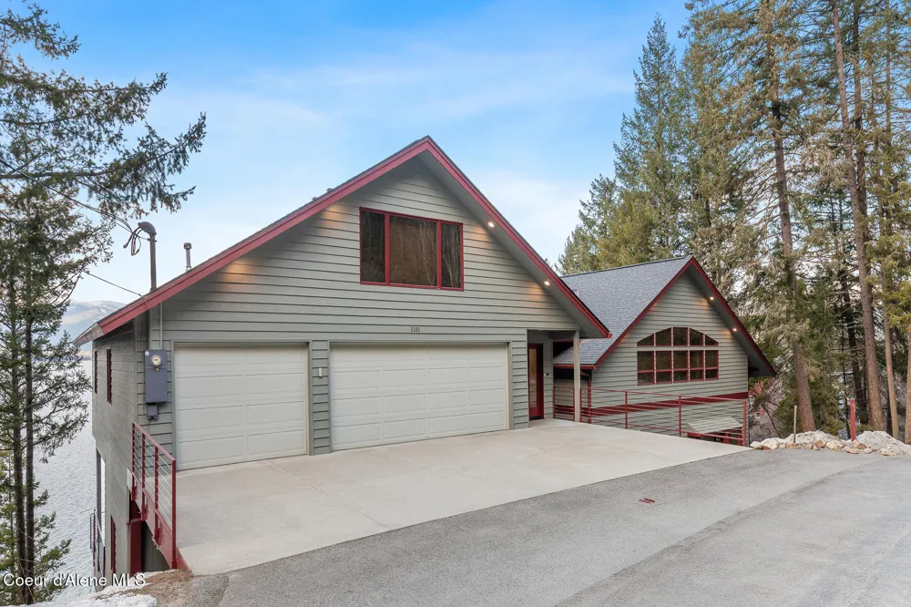 3361 Bottle Bay Road Sagle, ID 83860