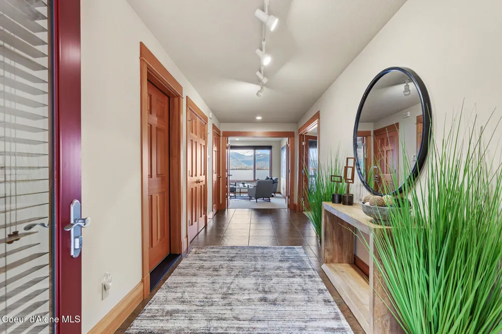 3361 Bottle Bay Road Sagle, ID 83860