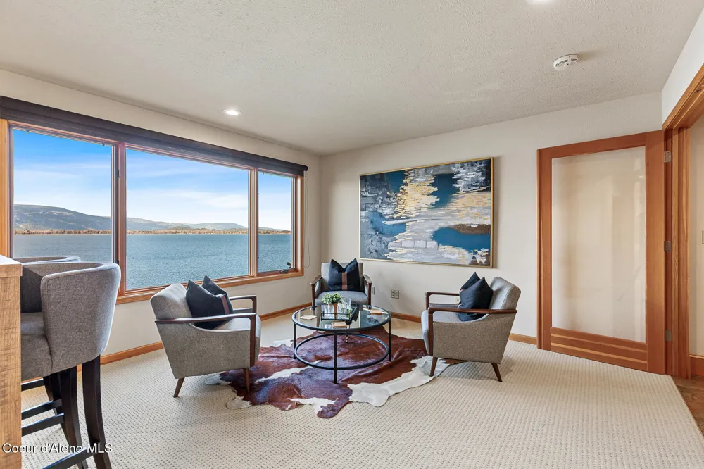 3361 Bottle Bay Road Sagle, ID 83860
