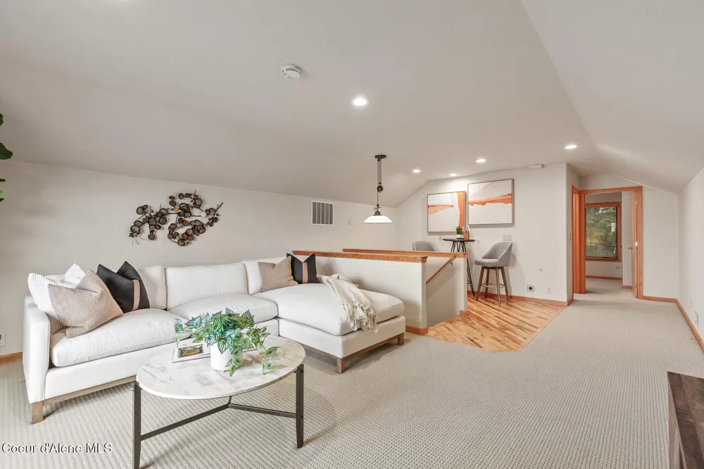 3361 Bottle Bay Road Sagle, ID 83860