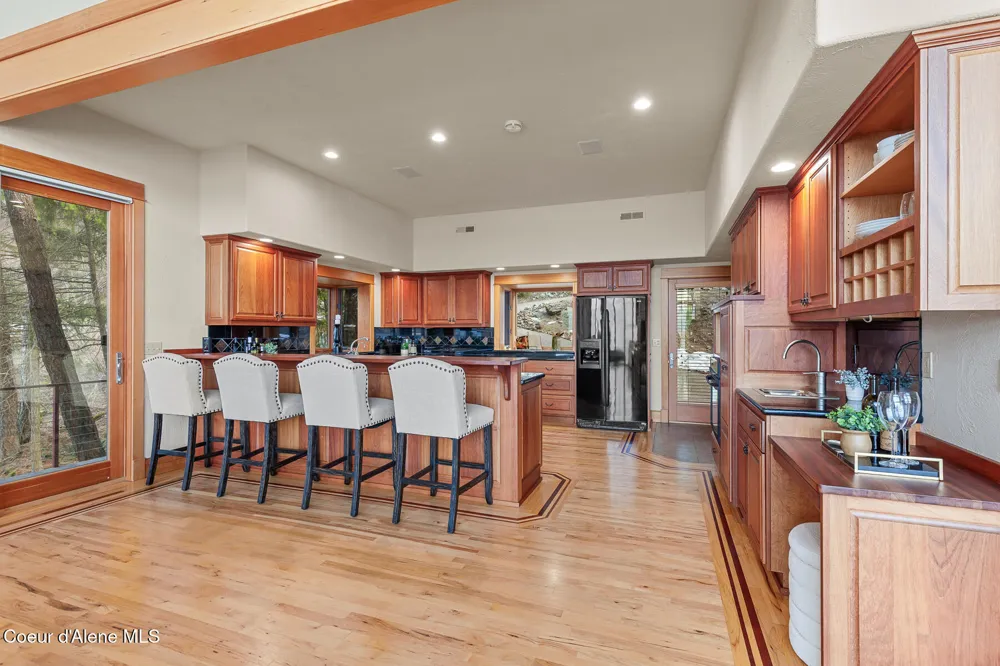 3361 Bottle Bay Road Sagle, ID 83860