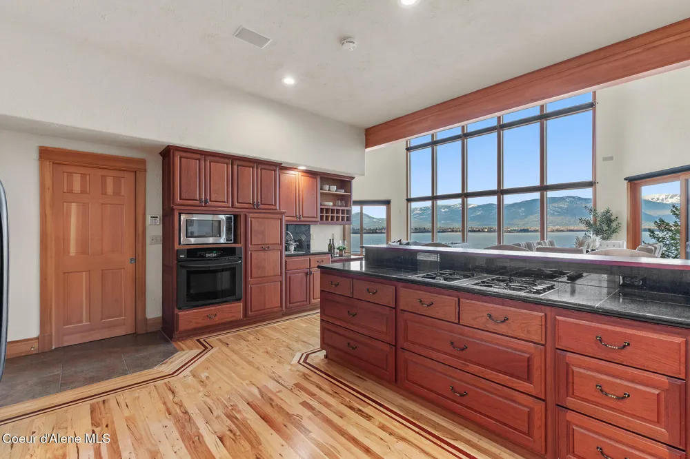 3361 Bottle Bay Road Sagle, ID 83860