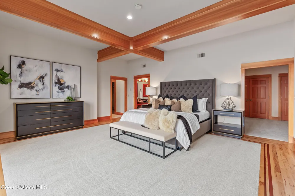 3361 Bottle Bay Road Sagle, ID 83860