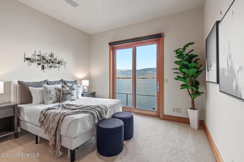 3361 Bottle Bay Road Sagle, ID 83860