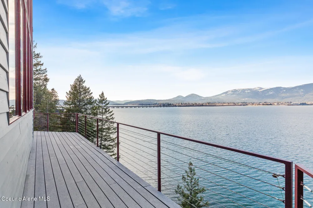3361 Bottle Bay Road Sagle, ID 83860