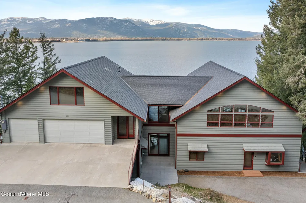 3361 Bottle Bay Road Sagle, ID 83860