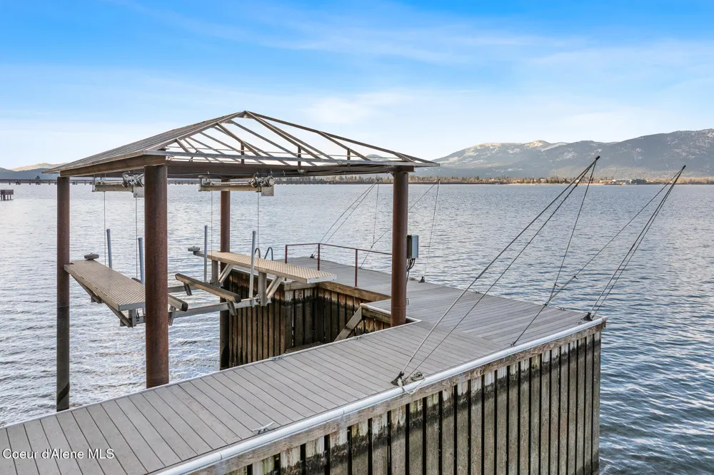 3361 Bottle Bay Road Sagle, ID 83860
