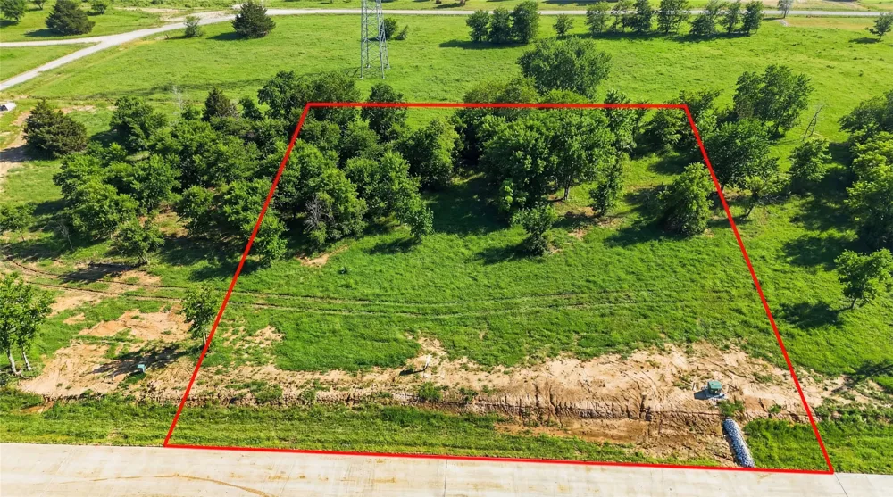 713 Sutton Lane Copper Canyon, TX 76226