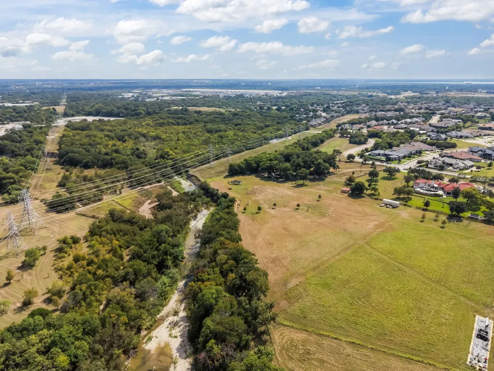 8317 Marys Creek Drive Benbrook, TX 76116