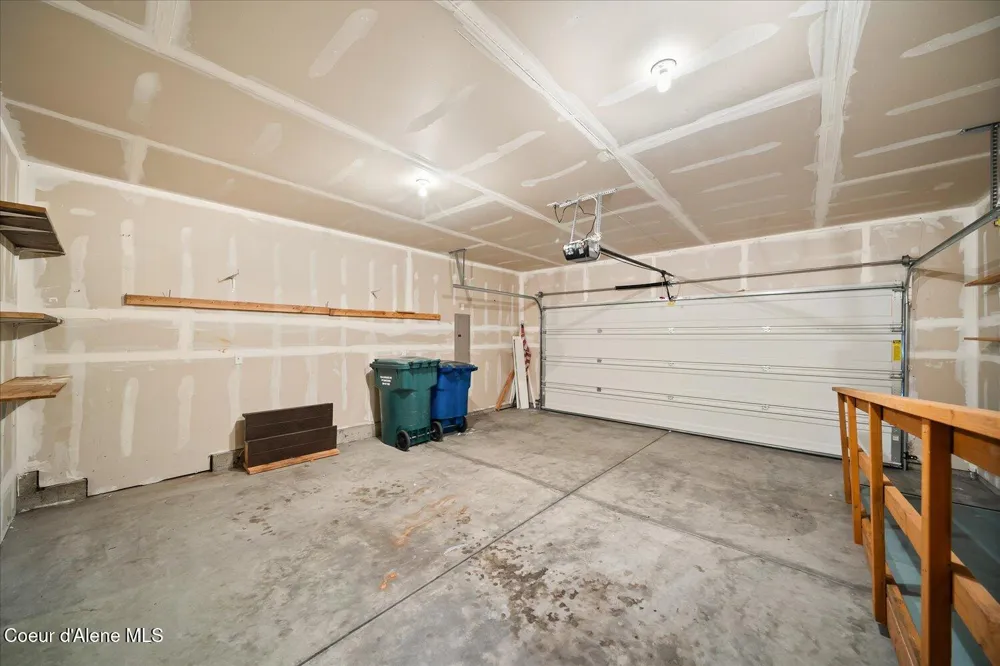 8263 Woodworth Street Post Falls, ID 83854