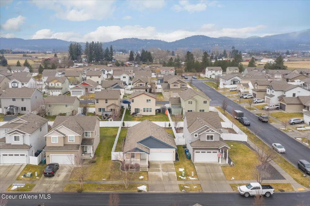 8263 Woodworth Street Post Falls, ID 83854