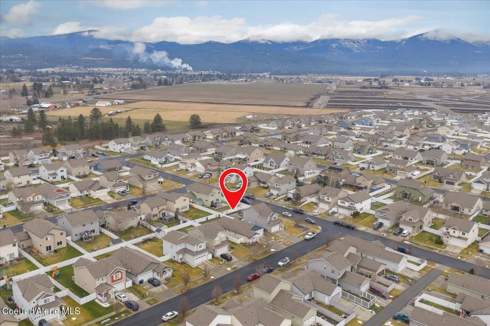 8263 Woodworth Street Post Falls, ID 83854