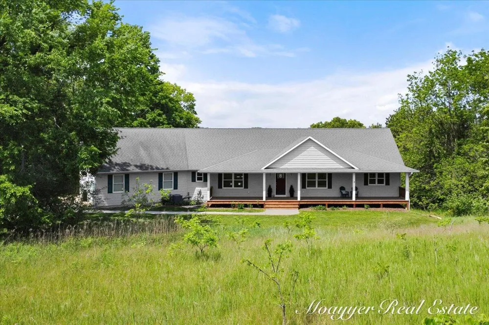 10245 Lincoln Lake Road NE Oakfield Township, MI 48838