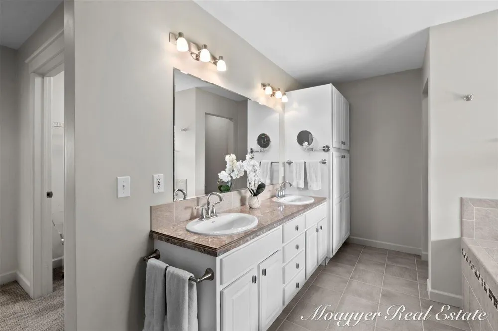 10245 Lincoln Lake Road NE Oakfield Township, MI 48838