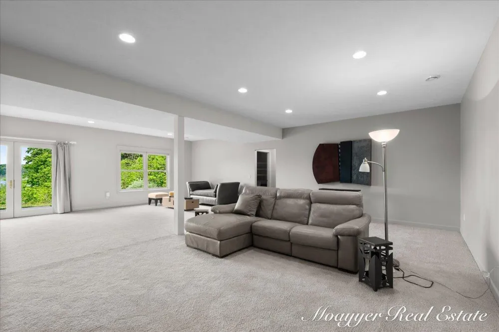 10245 Lincoln Lake Road NE Oakfield Township, MI 48838