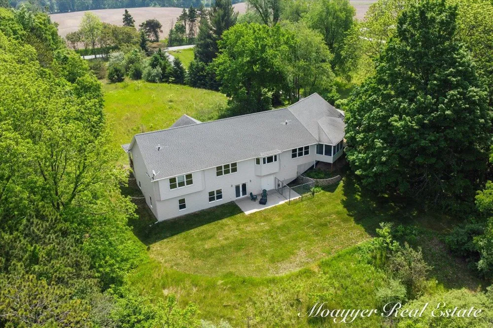 10245 Lincoln Lake Road NE Oakfield Township, MI 48838