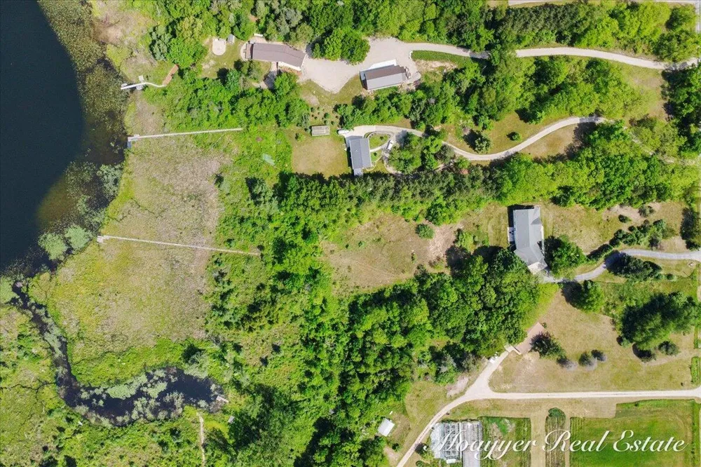 10245 Lincoln Lake Road NE Oakfield Township, MI 48838