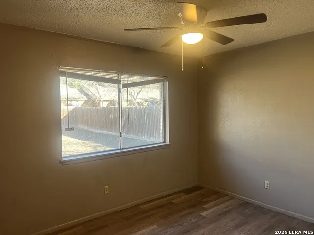 803 Continental Three Rivers, TX 78071