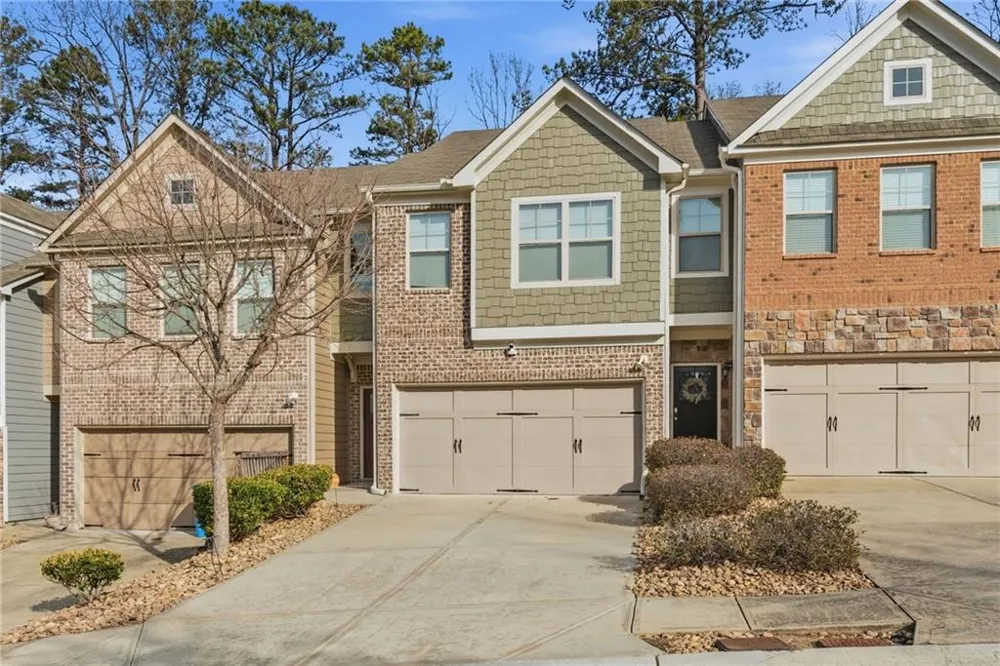 1697 Paxton Lane SW Lilburn, GA 30047