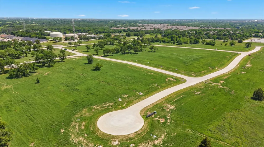 725 Sutton Lane Copper Canyon, TX 76226