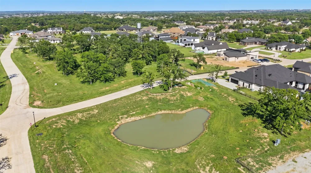 725 Sutton Lane Copper Canyon, TX 76226