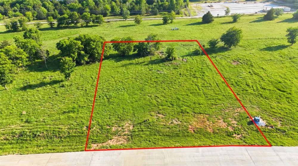 725 Sutton Lane Copper Canyon, TX 76226