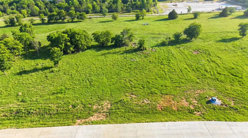 725 Sutton Lane Copper Canyon, TX 76226