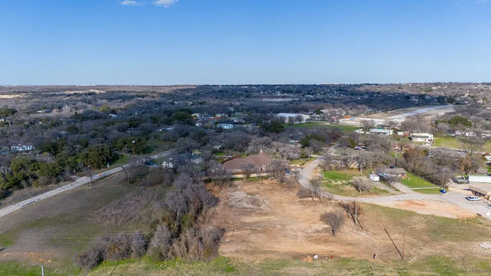 7100 Lake Worth Boulevard Lake Worth, TX 76135