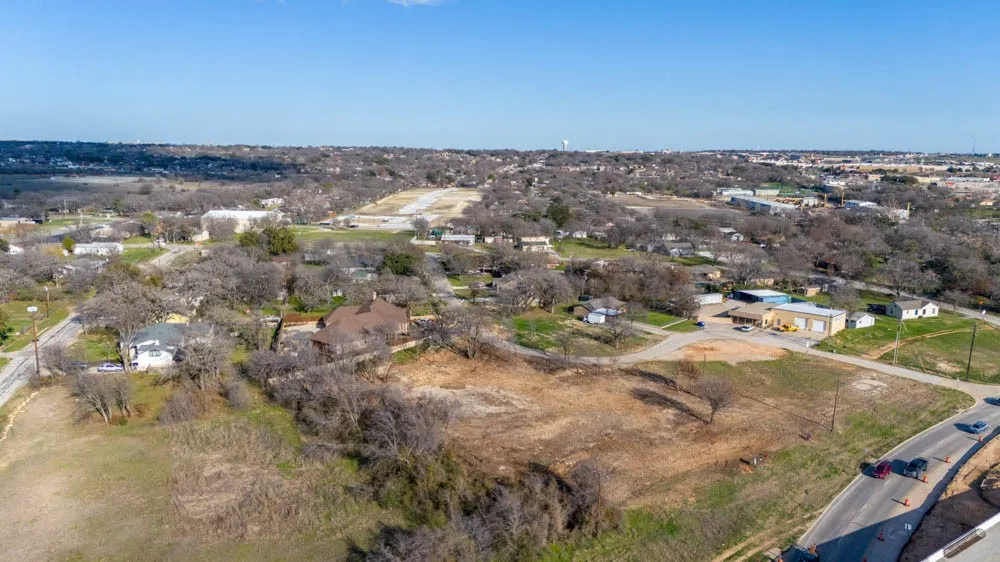 7100 Lake Worth Boulevard Lake Worth, TX 76135